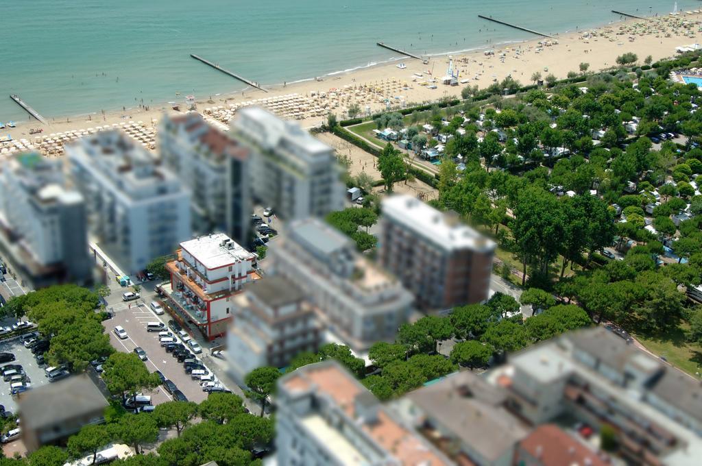 Hotel Midi Lido di Jesolo Exterior foto